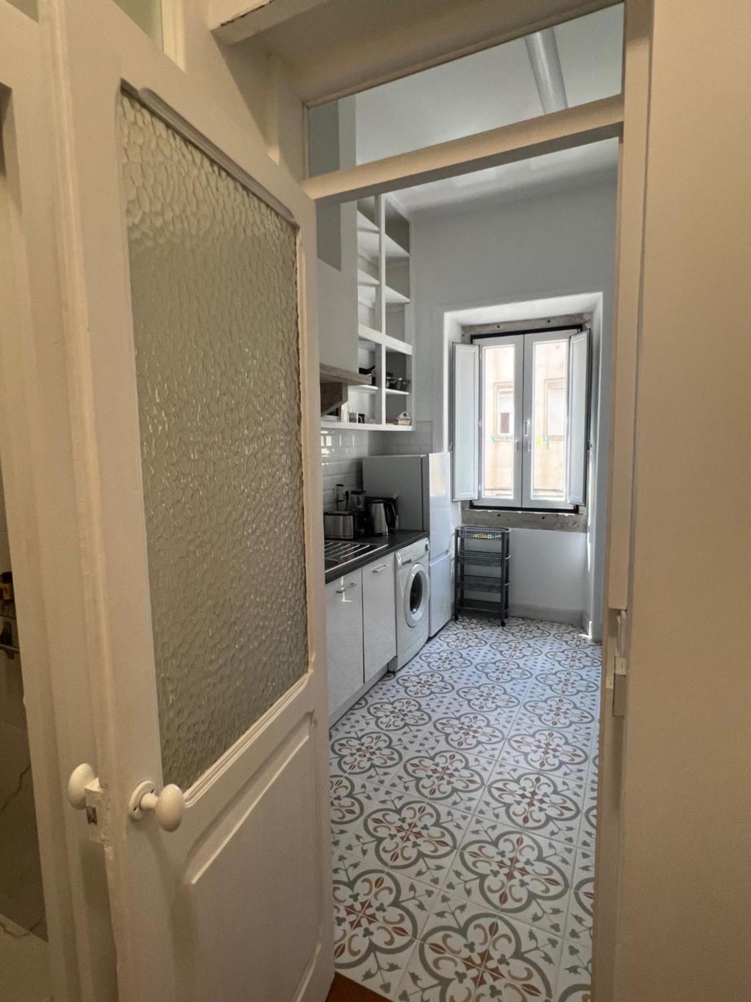 Angels Homes N.27 1ºandar, Bairro Tipico, Centro Cidade Лиссабон Экстерьер фото